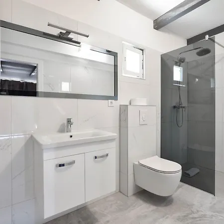 Beach House Mobile Home Sv Kriz Chalet *