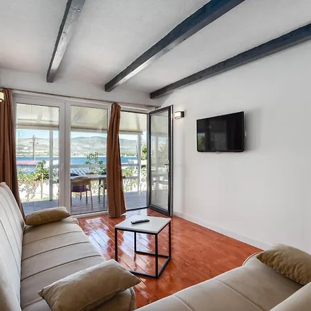 בקתה Beach House Mobile Home Sv Kriz